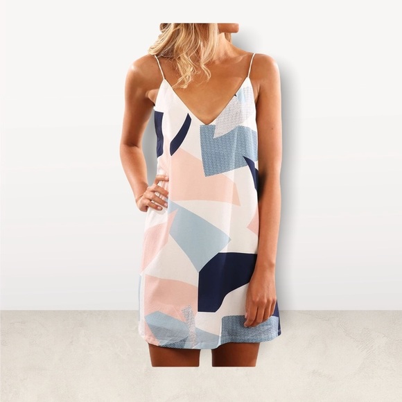 Women’s Forever 21 Micro Mini Slip Dress V-Neckline Straps Abstract Design Small - Picture 1 of 6